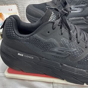 (T0) Skechers Max Cushioning Premier Mens Size 7.5 Women 9 Shoes Triple Black